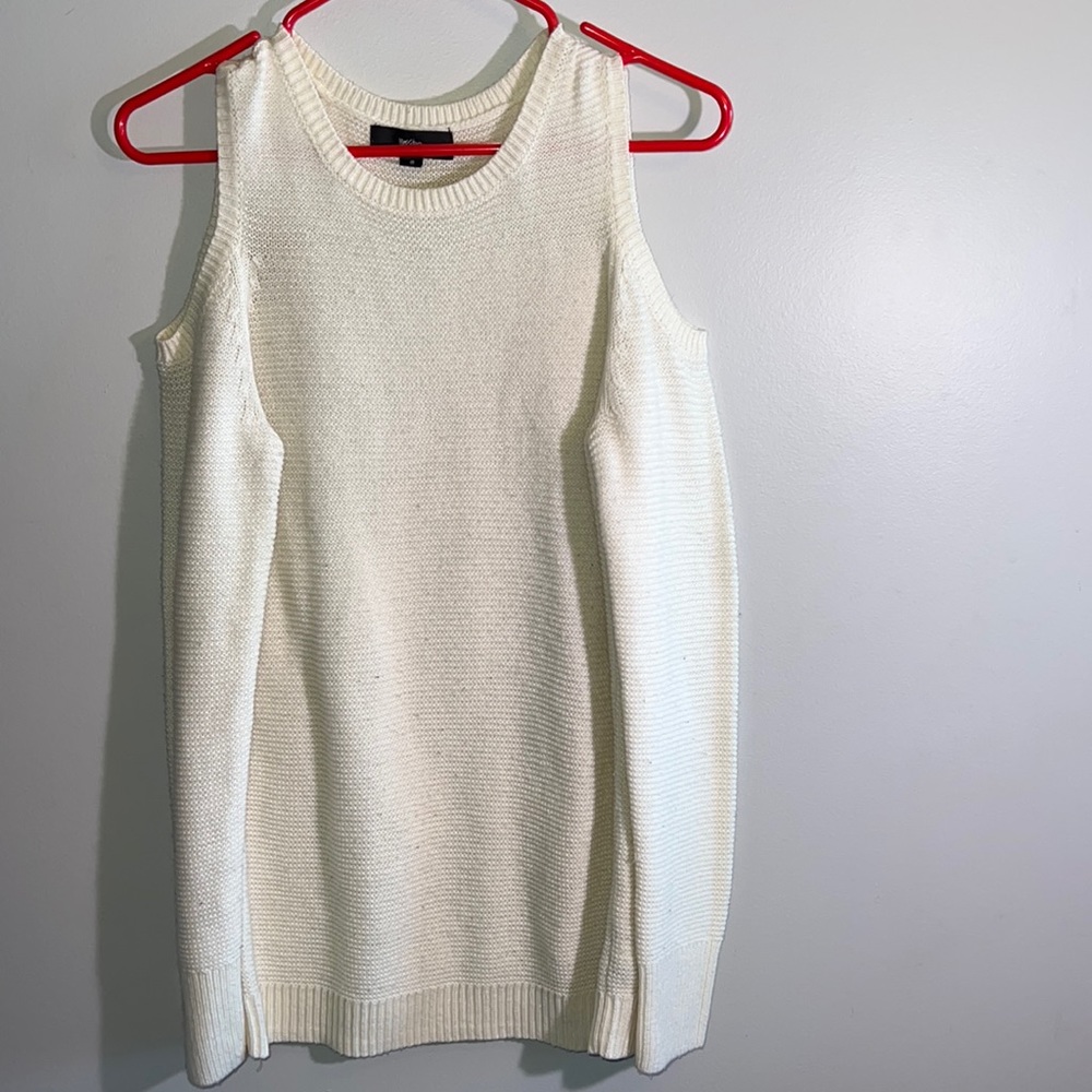 Ivory Sweater w Shoulder Cutouts